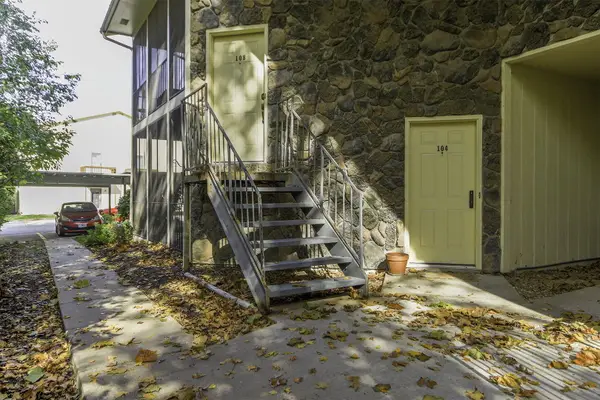 104 Park Deville Pl, COLUMBIA, MO 65203