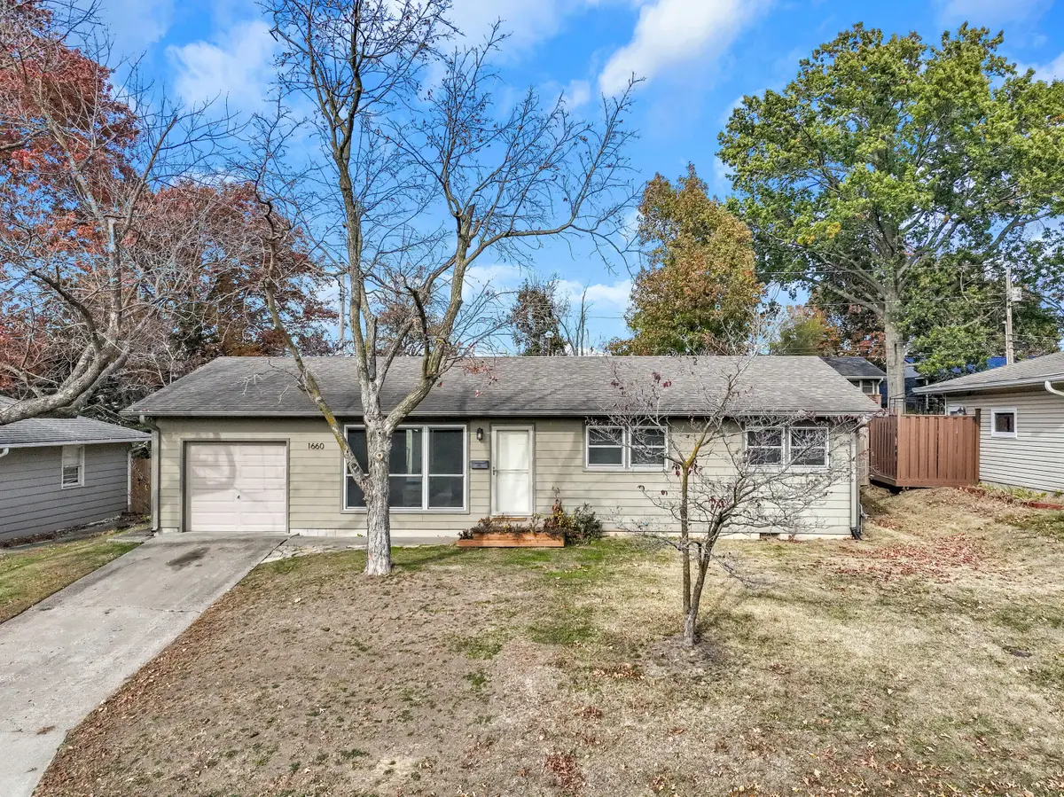 1660 Highridge Cir, Columbia, MO 65203 - Image #1