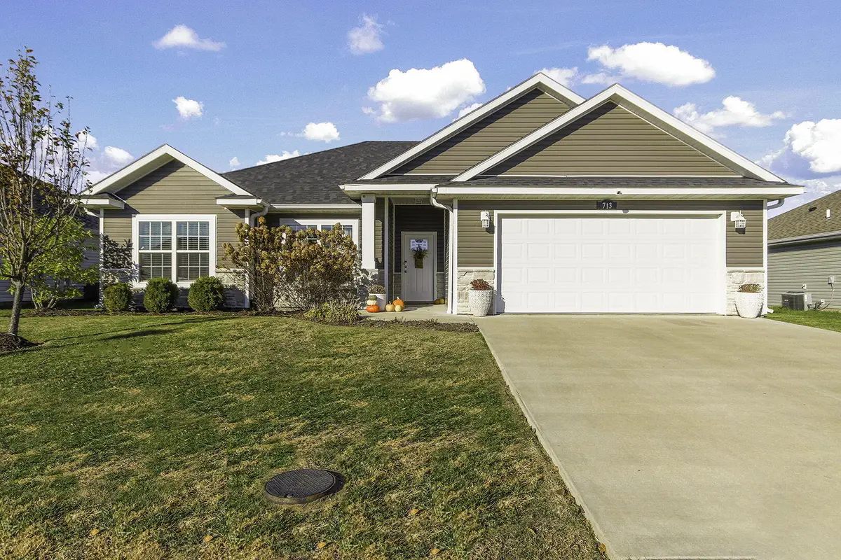 713 Promenade Dr, Columbia, MO 65202 - Image #1