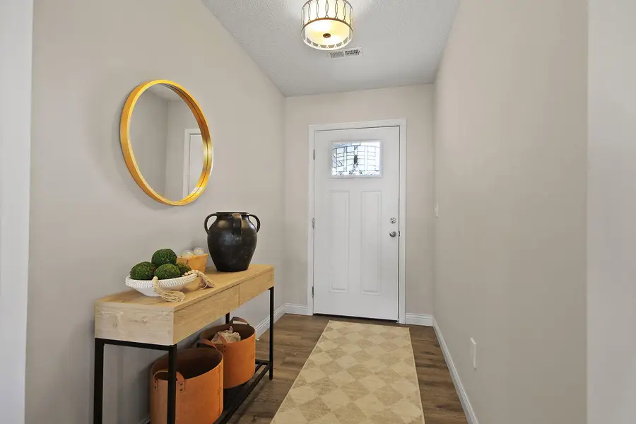 713 Promenade Dr, Columbia, MO 65202 - Image #3