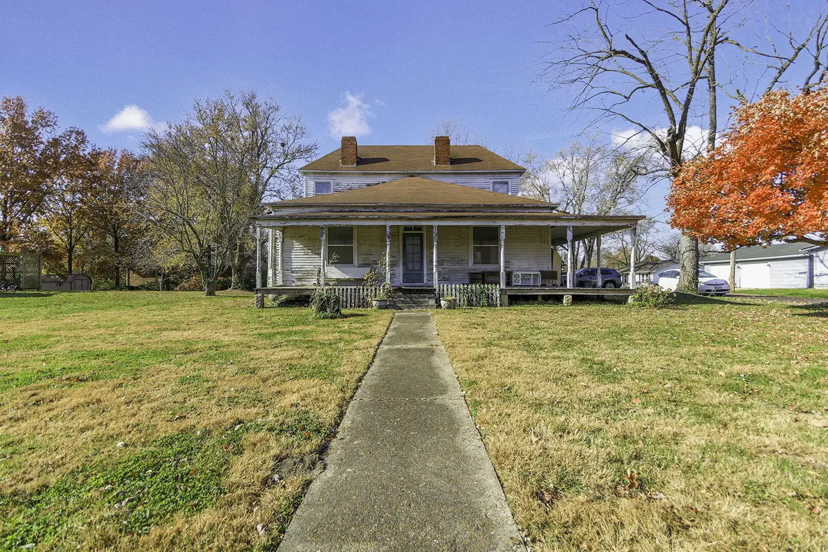 201 S Main St, Ashland, MO 65010 - Image #1