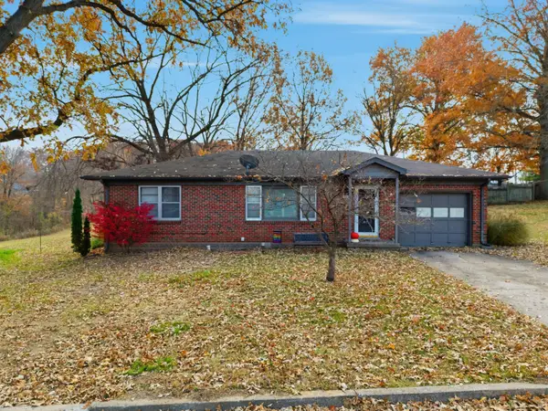 8 Boller Dr, BOONVILLE, MO 65233