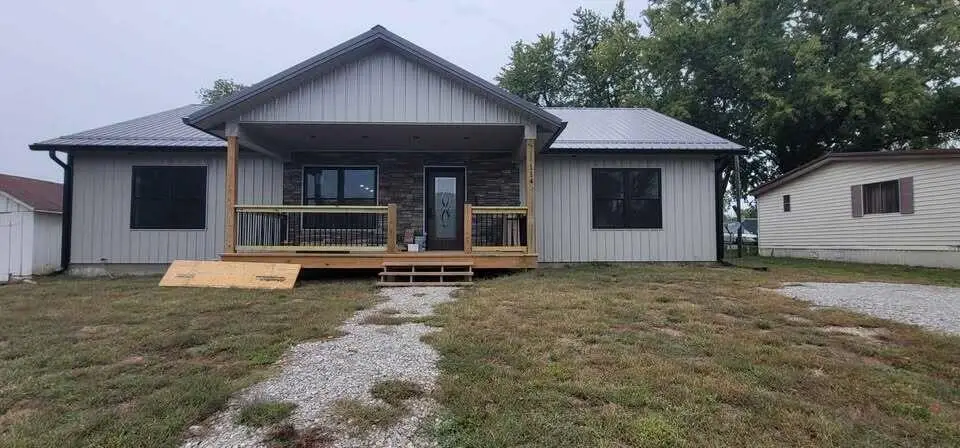 114 4th Street St, Pilot Grove, MO 65276 - Image #1