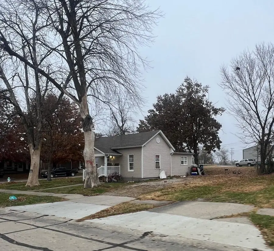 408 S Olive St, Mexico, MO 65265 - Image #2