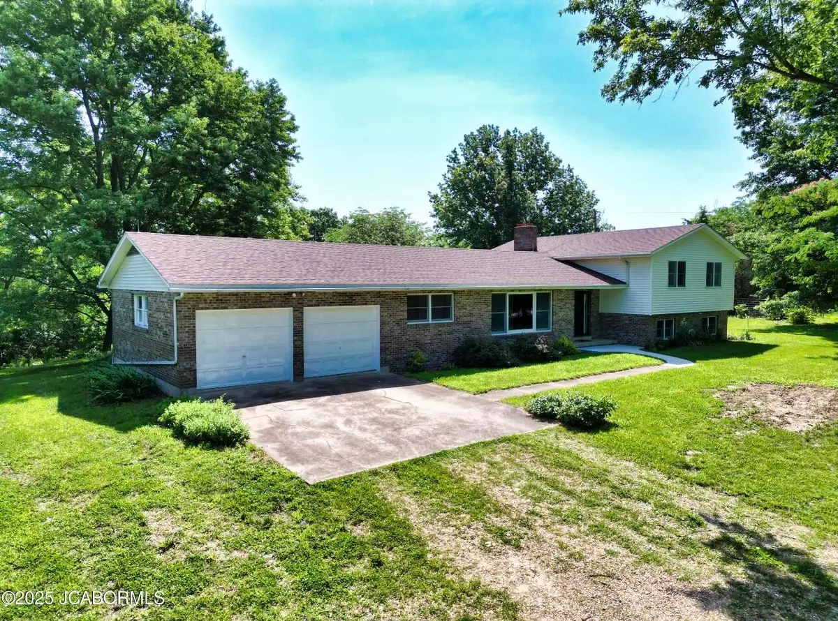 8128 N Hwy 89, Chamois, MO 65024 - Image #1