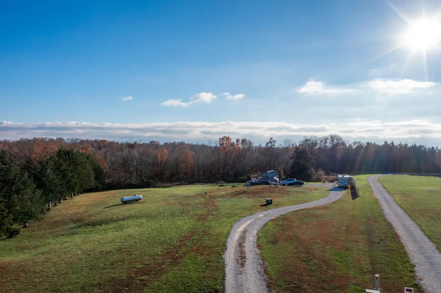 305 W Hillcrest Ave, Holts Summit, MO 65043 - Image #3