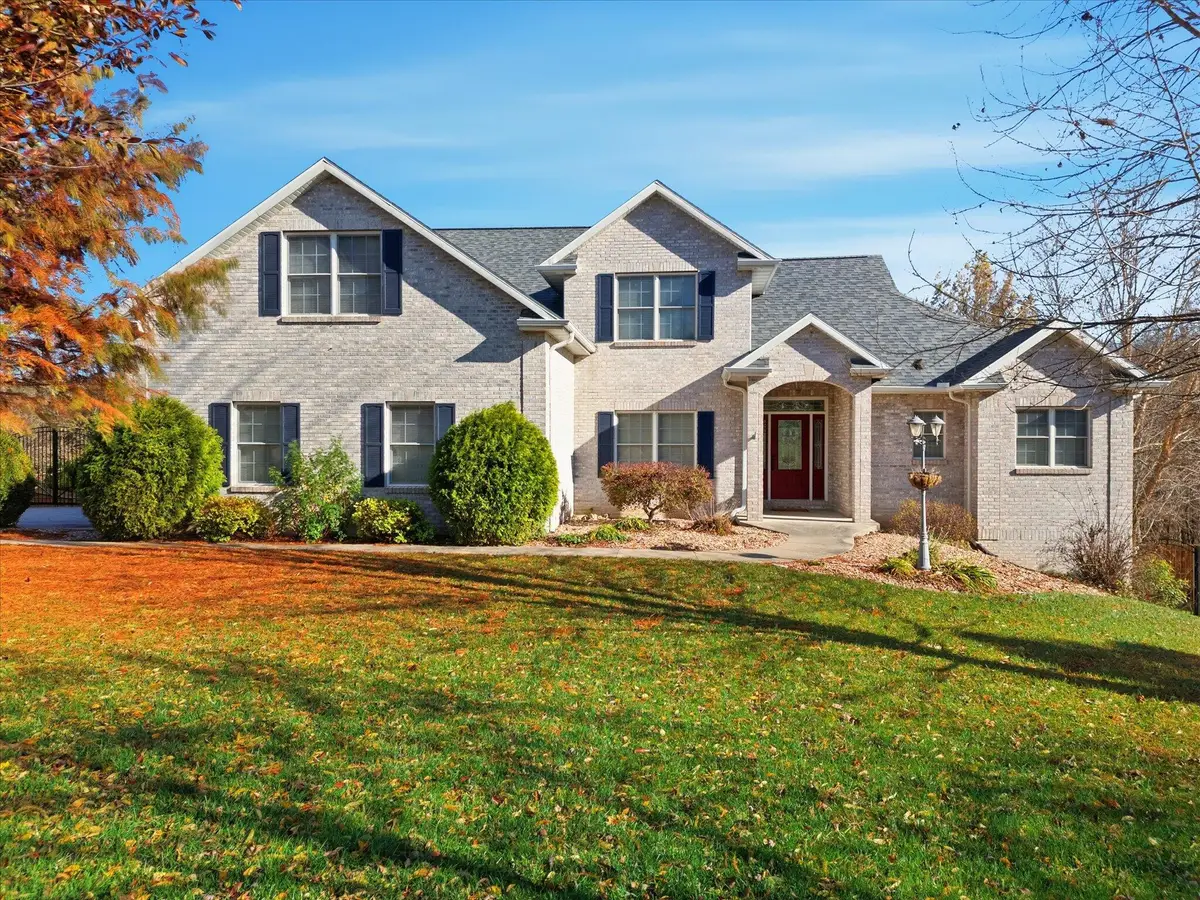 214 Pheasant Run Rd, Jefferson City, MO 65109 - Image #1