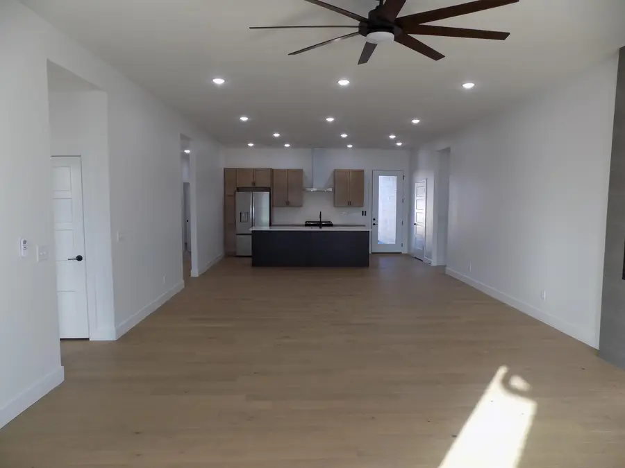 819 N Allen St, Centralia, MO 65240 - #3