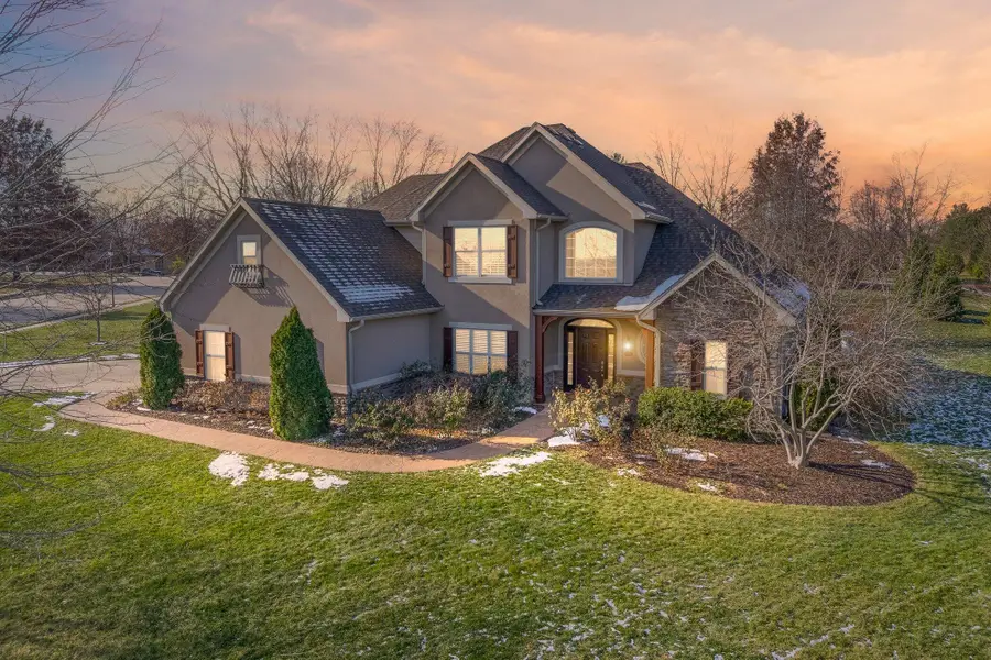 5613 Majestic Cir, Columbia, MO 65203 - Image #2