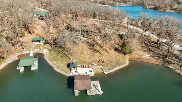 1013 Beach Dr, KEYTESVILLE, MO 65261