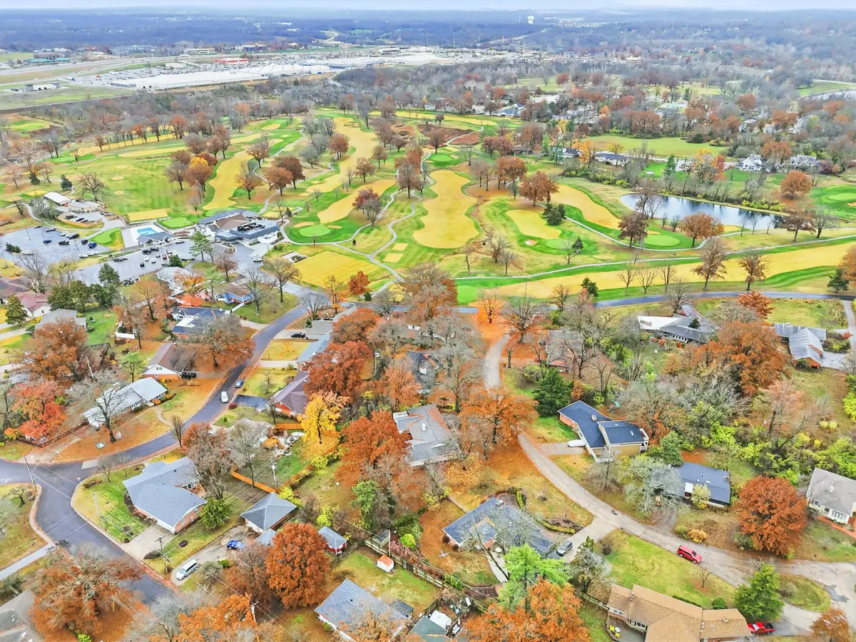 4 Club Ct, Columbia, MO 65201 - Image #1