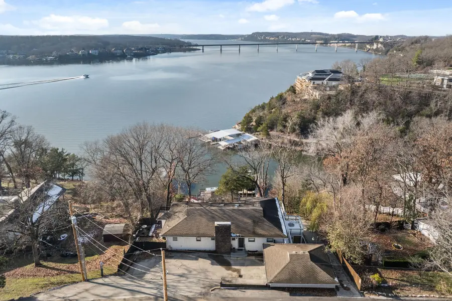 180 Borders Dr, Lake Ozark, MO 65049 - Image #2