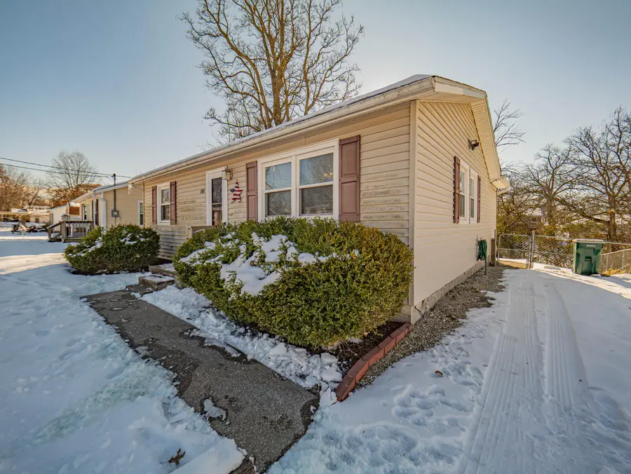 1412 Buchanan St, Moberly, MO 65270 - Image #2