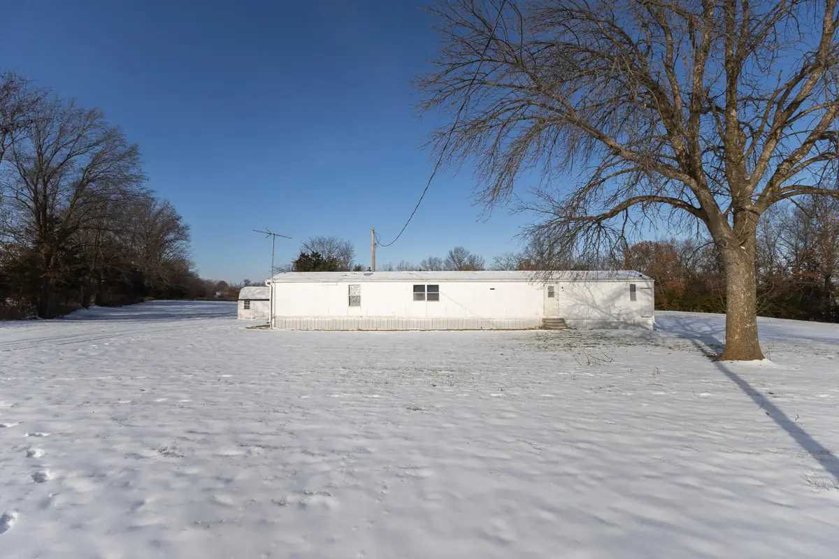 5209 S Highway 3, Clifton Hill, MO 65244 - Image #1