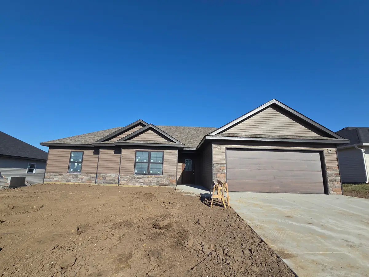 3311 Naples Dr, Columbia, MO 65202 - Image #1