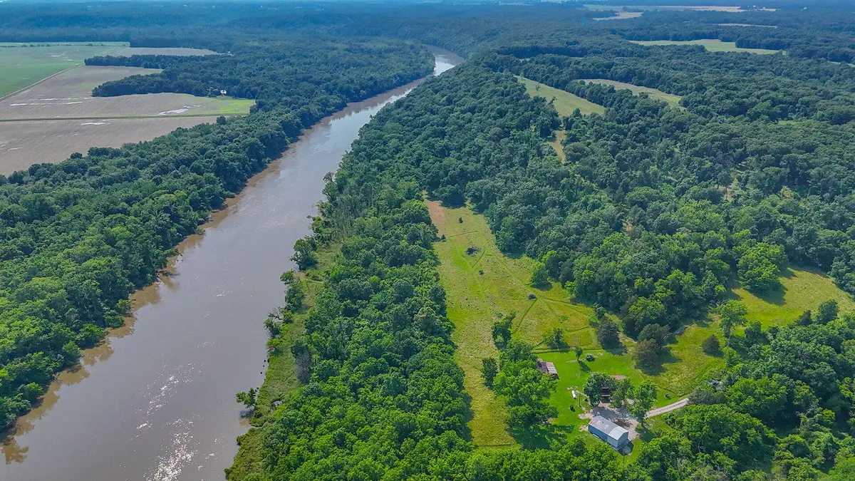 18133 Cincinnati Rd, Center, MO 63436 - Image #1