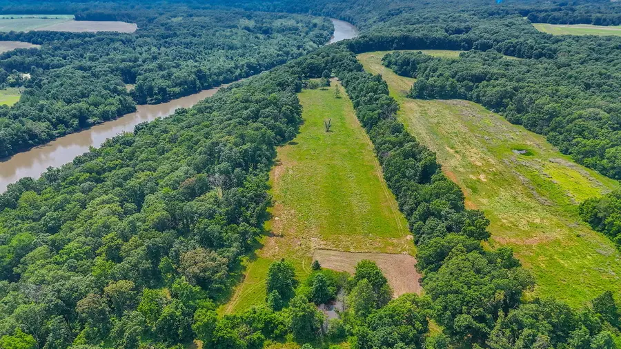 18133 Cincinnati Rd, Center, MO 63436 - Image #3