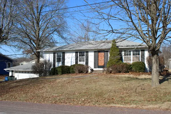 1203 Bradley Ln, FULTON, MO 65251