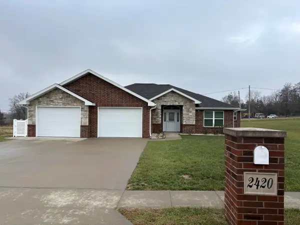 2420 Kirk Dr, HOLTS SUMMIT, MO 65043