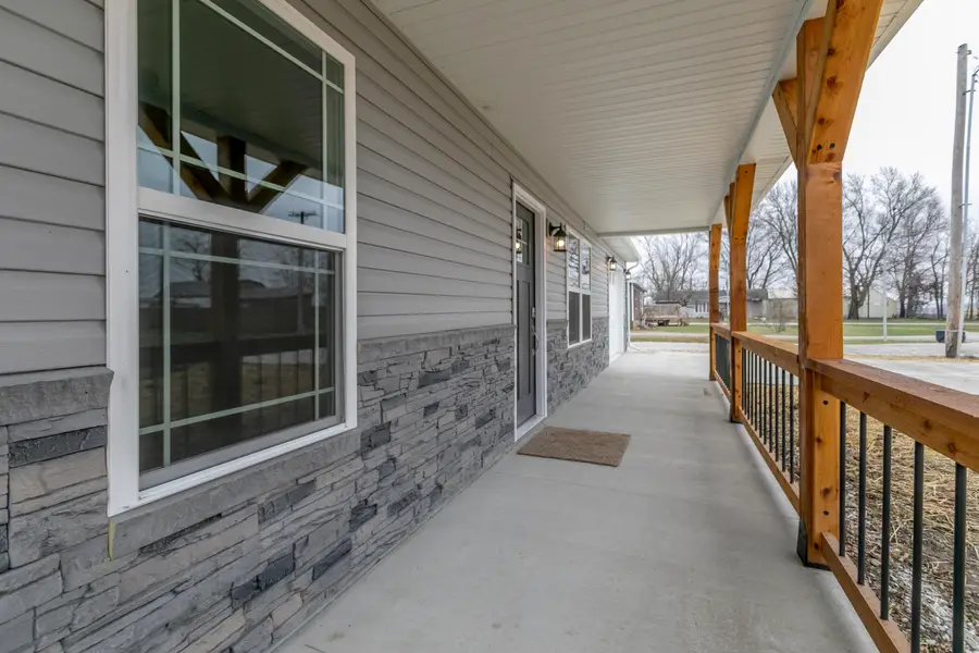 306 Third St, Moberly, MO 65270 - Image #3