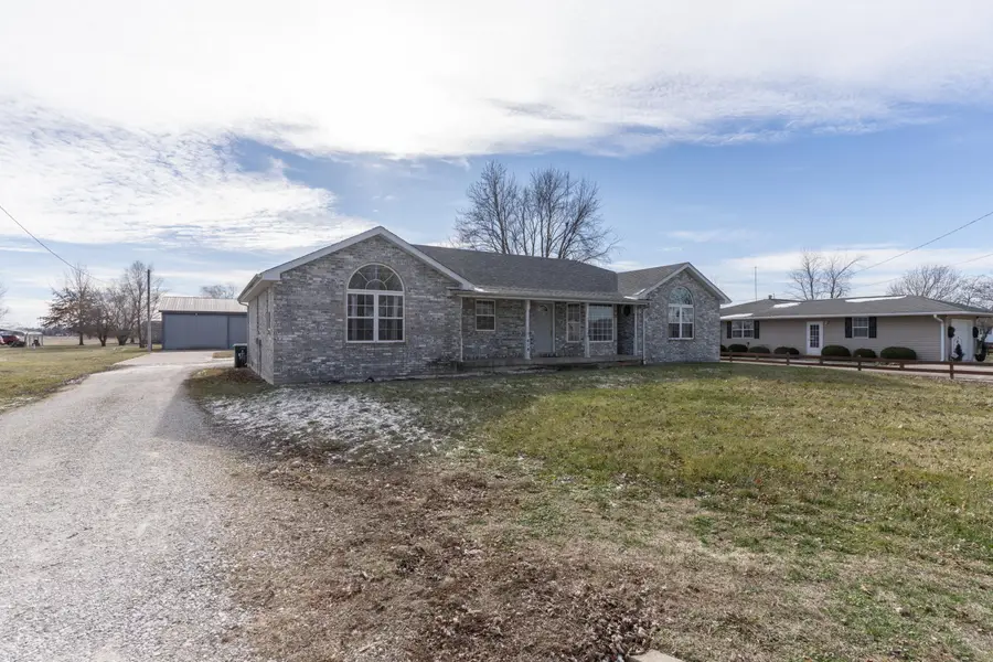 418 W Martin St, Cairo, MO 65239 - Image #2