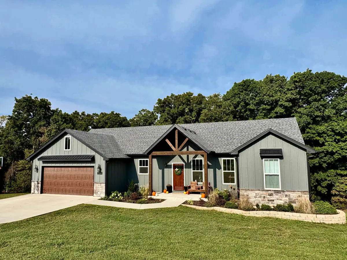 27205 Whitetail Ridge Ct, Wooldridge, MO 65287 - Image #1