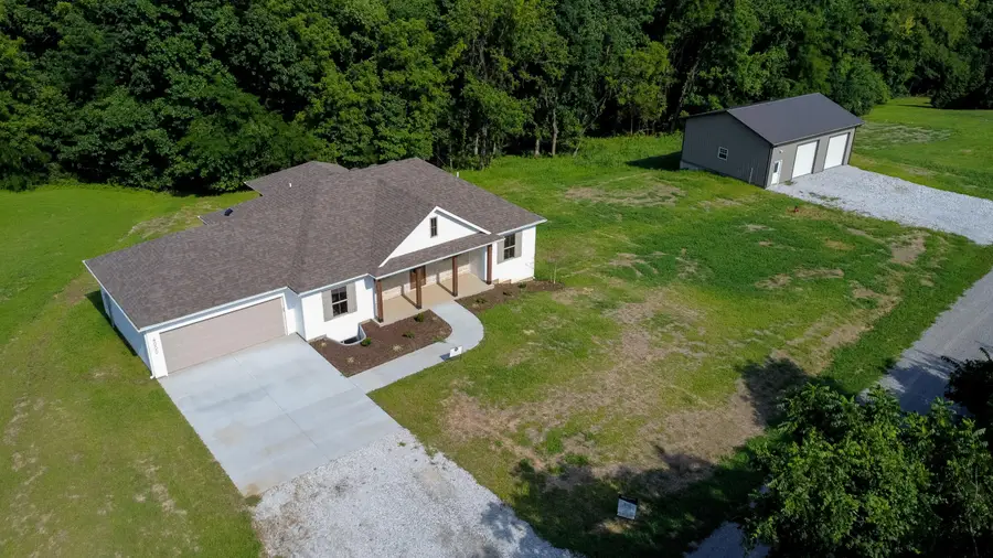 4000 S Felicity Ln, Columbia, MO 65203 - Image #2