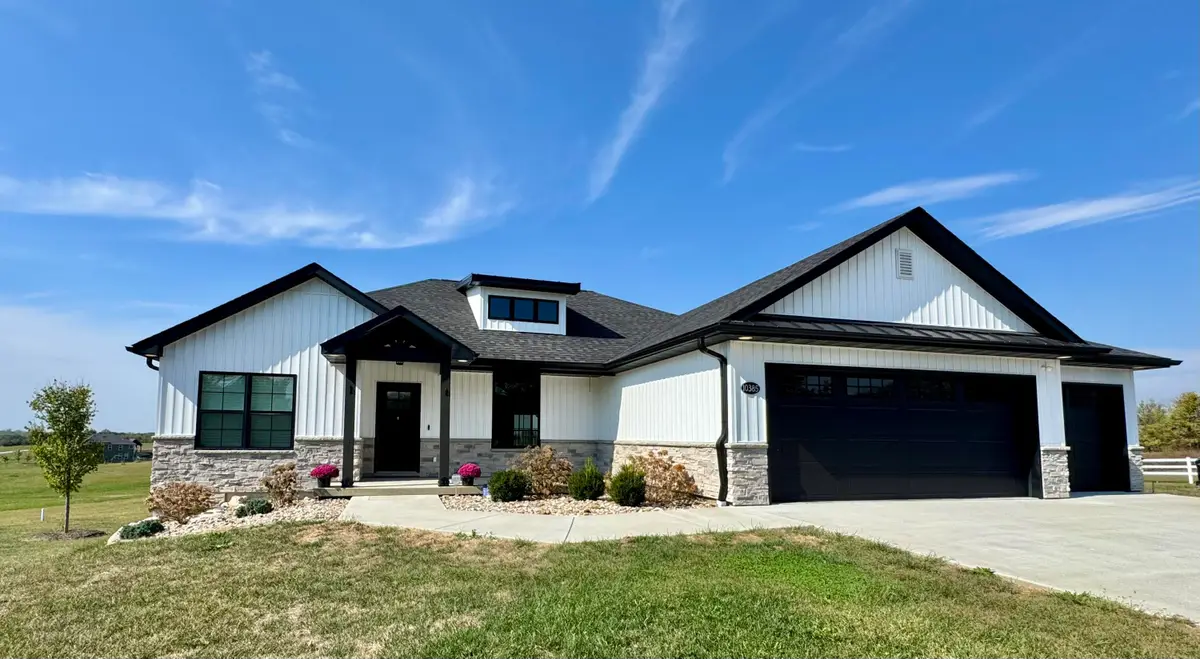 10385 N Hwy Vv, Columbia, MO 65202 - #1