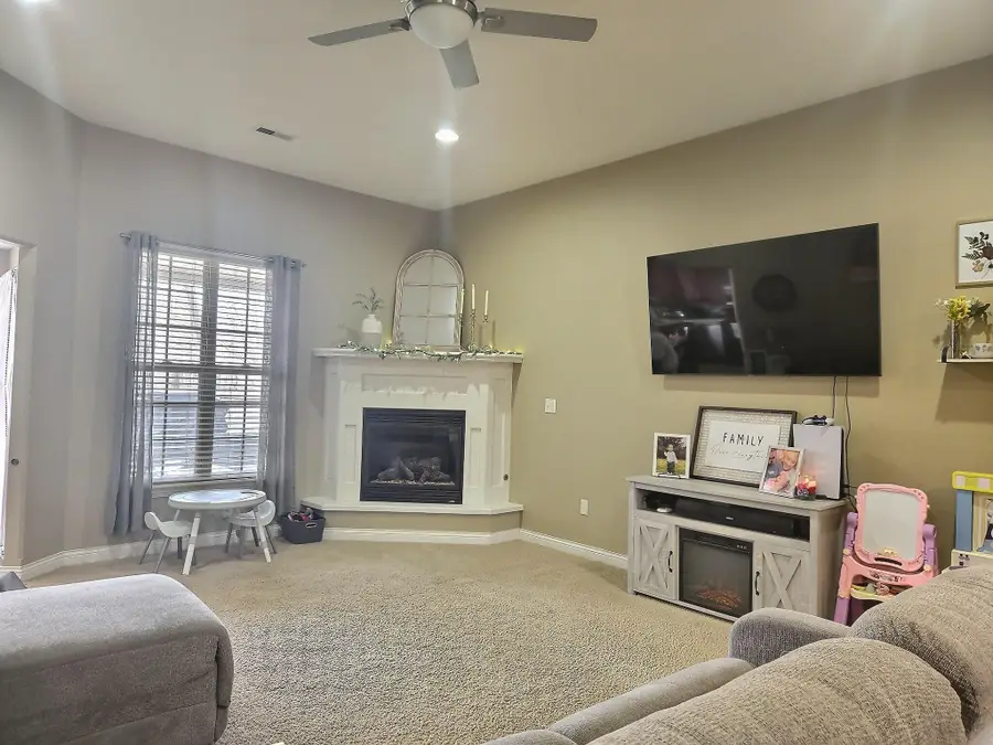 5901 Freeport Way, Columbia, MO 65201 - Image #2