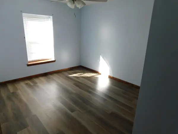 110 Margarita Ct, CENTRALIA, MO 65240