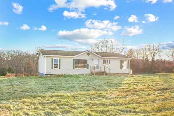 5410 State Rd E, AUXVASSE, MO 65231