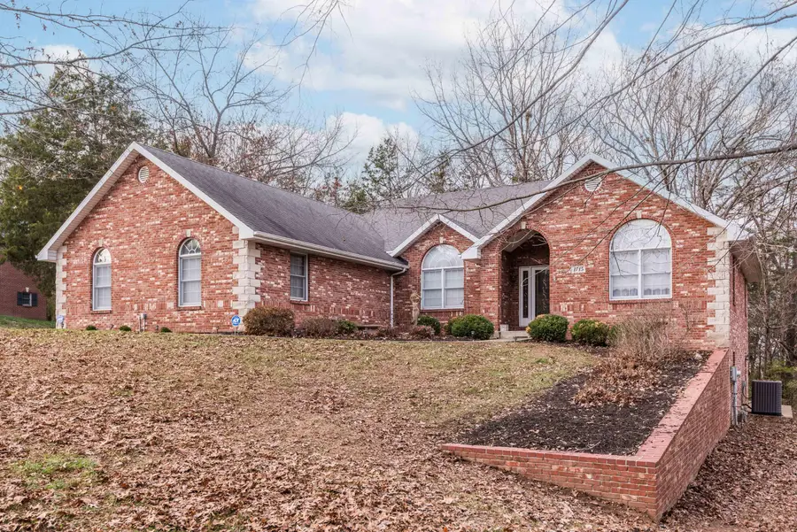 1715 Chelle Ln, Jefferson City, MO 65101 - Image #2