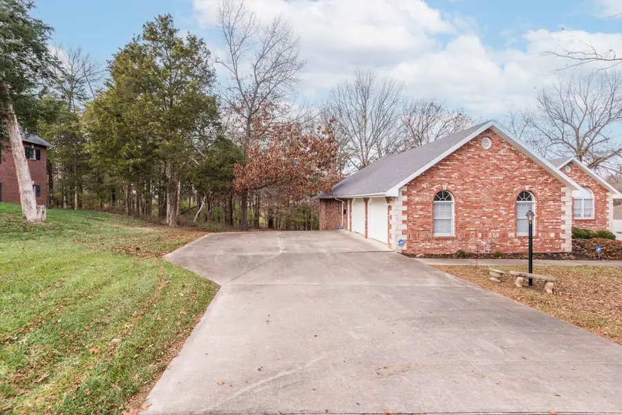 1715 Chelle Ln, Jefferson City, MO 65101 - Image #3