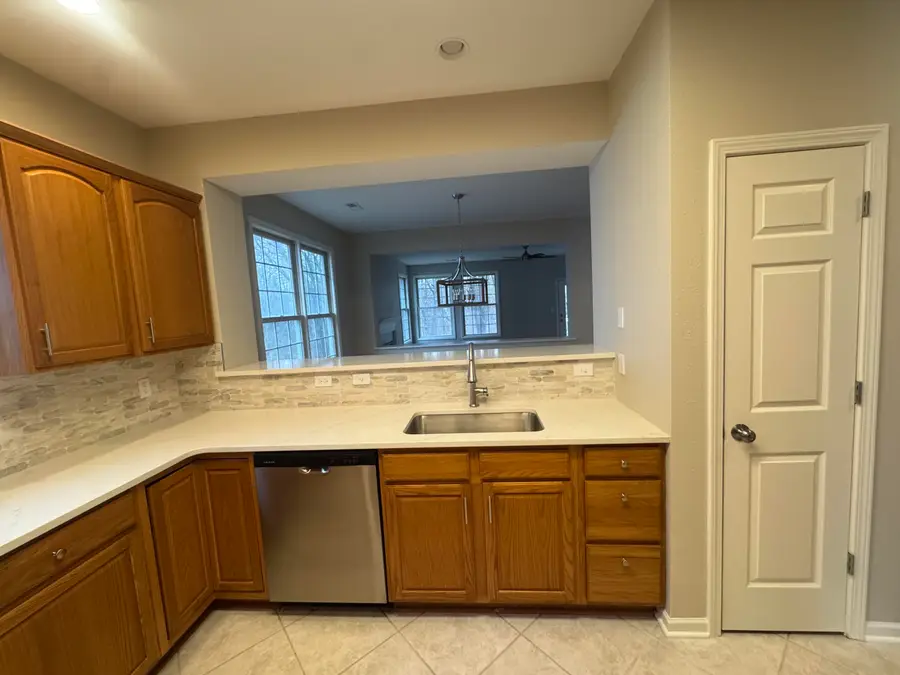 1827 Scarborough Dr, Columbia, MO 65201 - Image #3