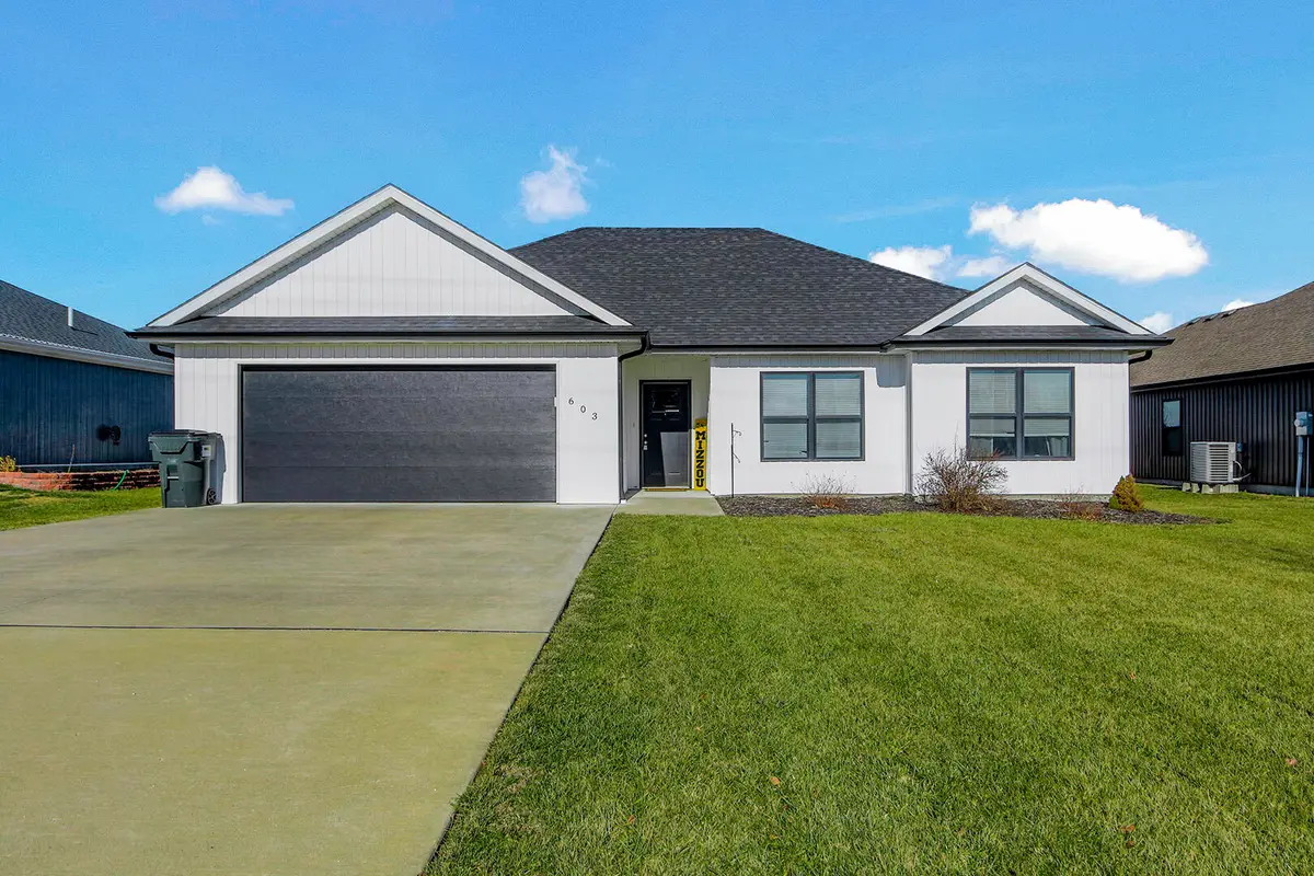 603 Terrill Rd, Moberly, MO 65270 - #1