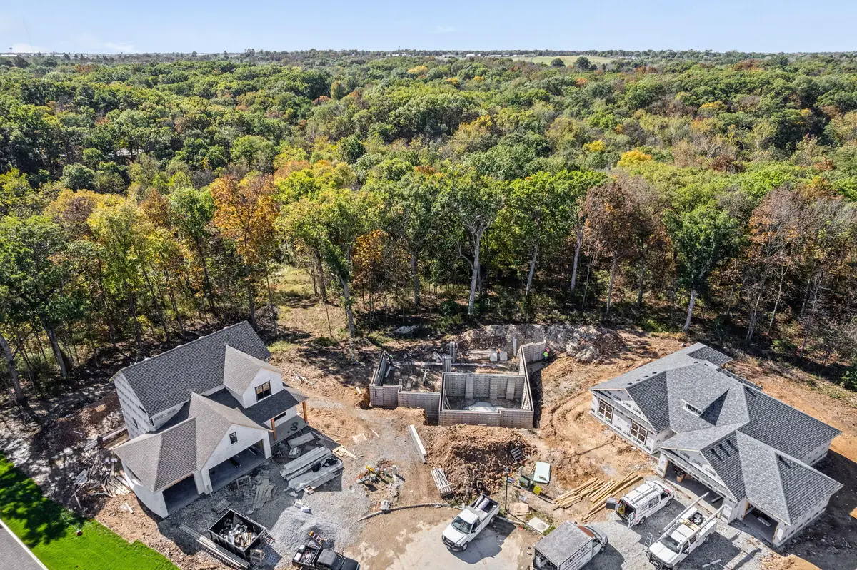 4300 Stone Mountain Pkwy, Columbia, MO 65201 - Image #1