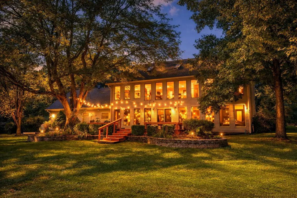 1201 S Johnmeyer Ln, Columbia, MO 65203 - #1