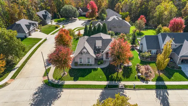 5302 Steeplechase Dr, COLUMBIA, MO 65203