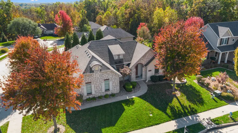 5302 Steeplechase Dr, Columbia, MO 65203 - Image #2