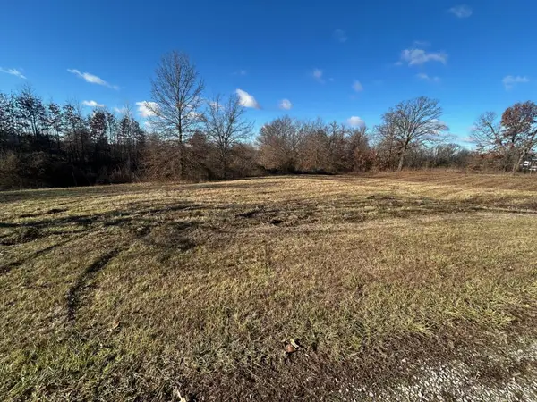 15685 Highway 5, BOONVILLE, MO 65233