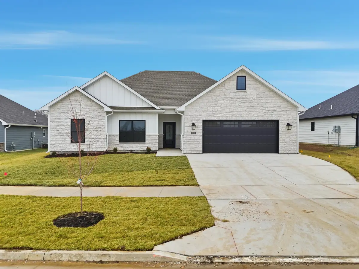 2205 Brengman Dr, Columbia, MO 65202 - Image #1