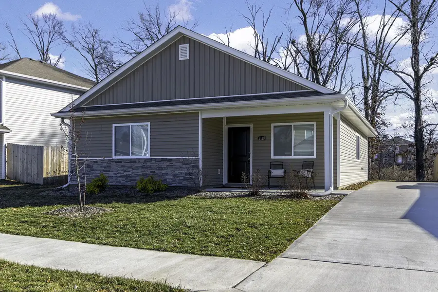 8140 N Glen Meadow Dr, Columbia, MO 65202 - Image #2