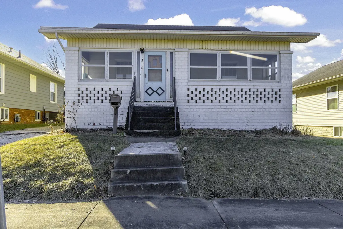 1316 Concannon St, Moberly, MO 65270 - Image #1