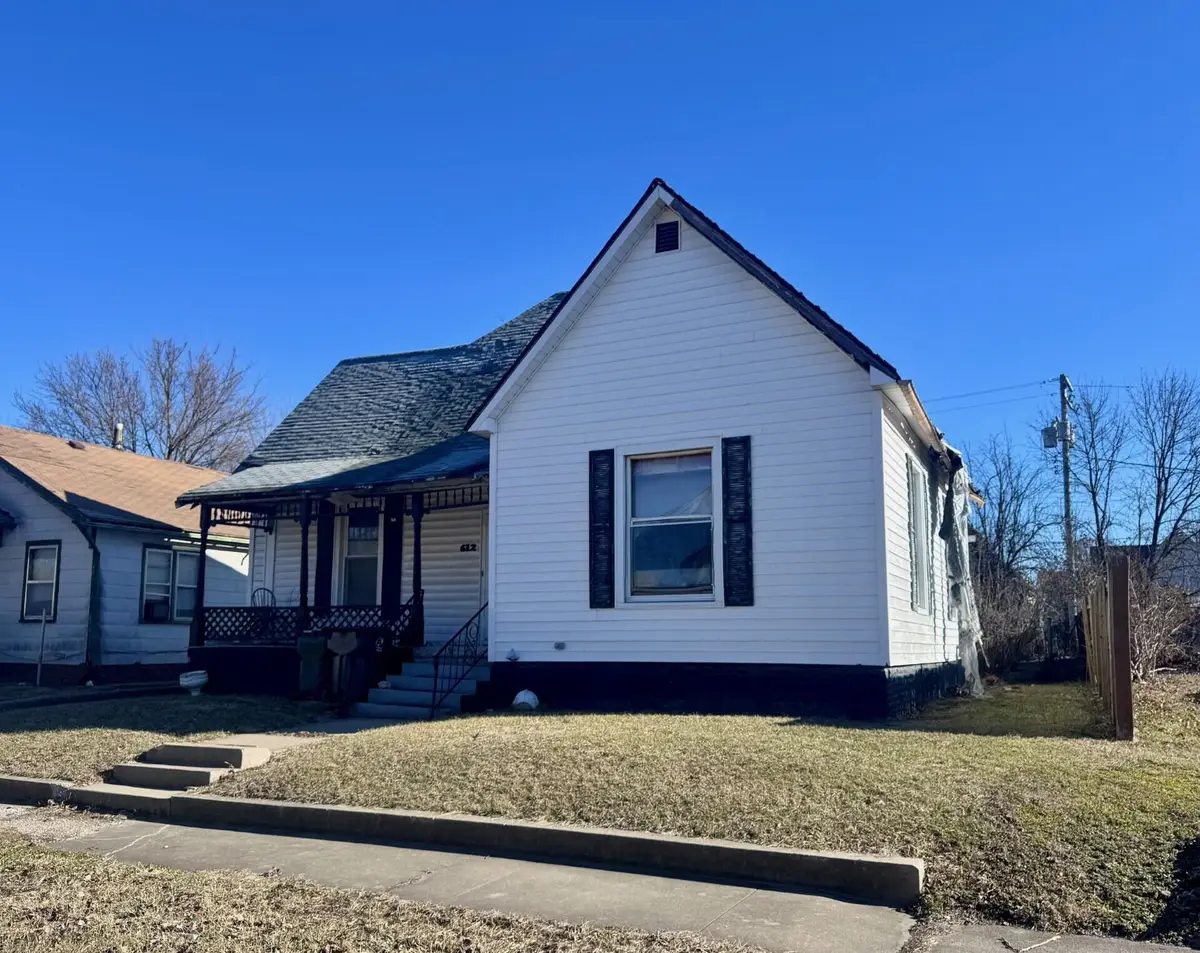 612 S 4th St, Moberly, MO 65270 - Image #1