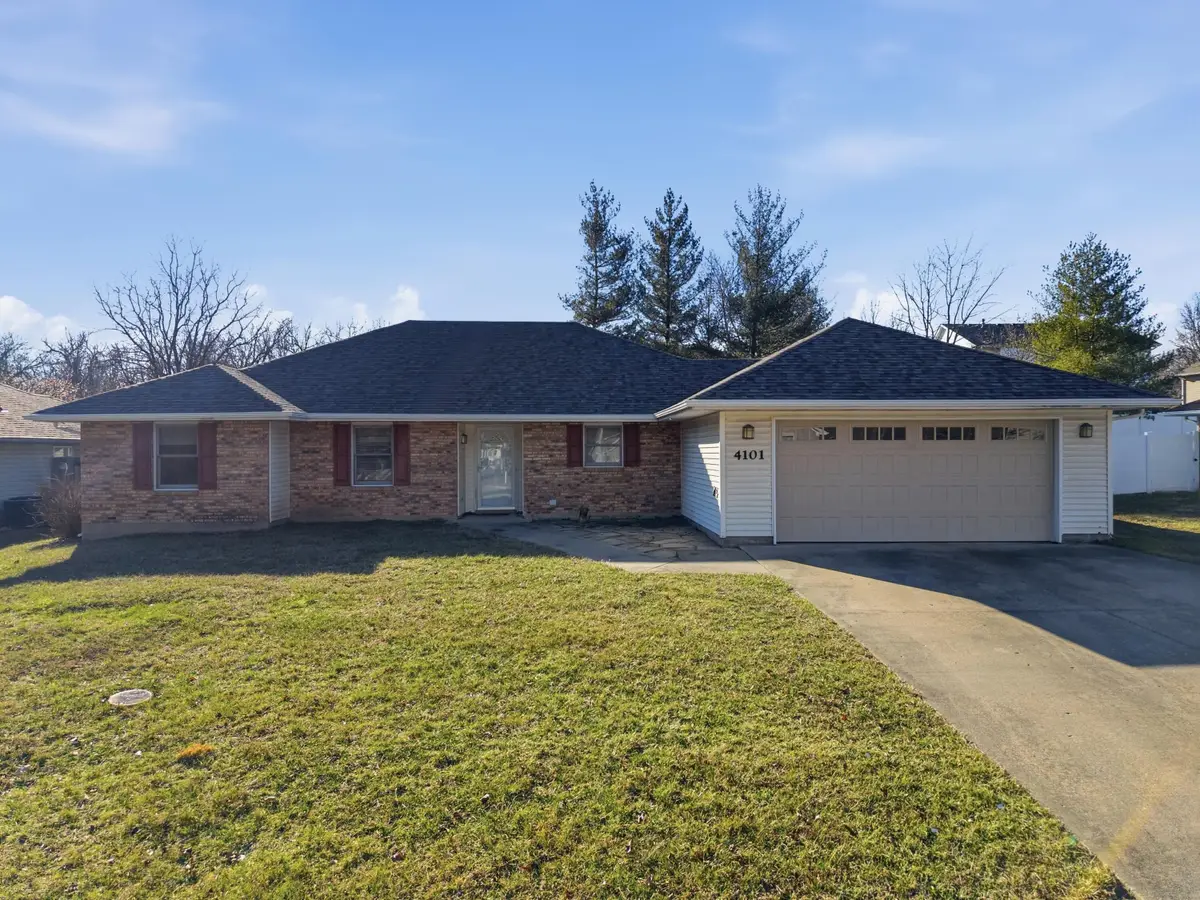 4101 Deerfield Dr, Columbia, MO 65202 - Image #1