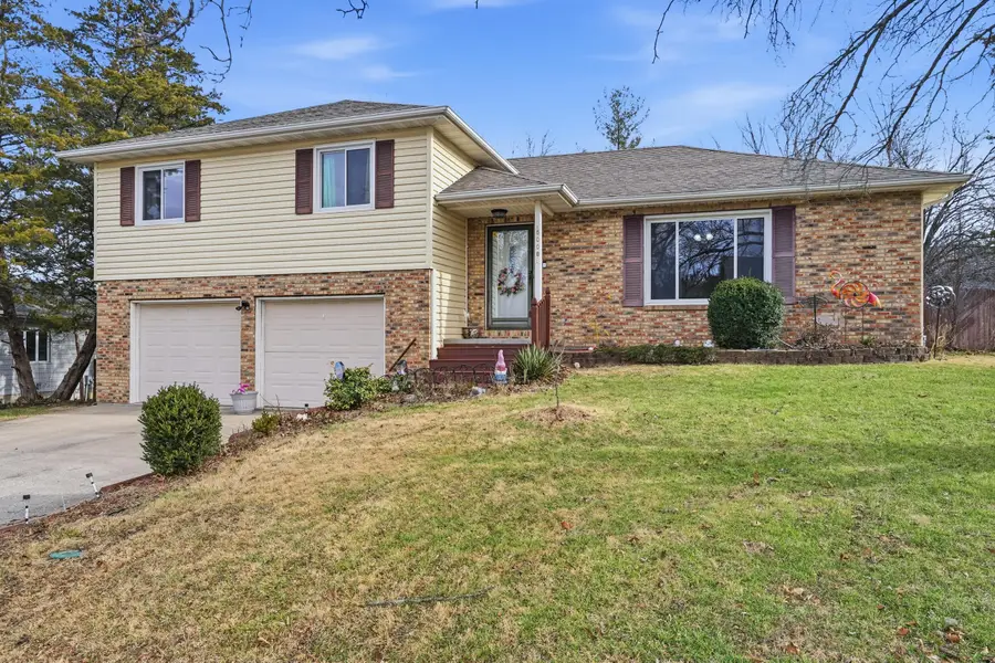 5008 Cedar Ridge Dr, Columbia, MO 65203 - Image #2