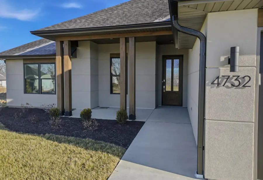 4732 Stayton Ferry Loop, Columbia, MO 65201 - Image #2