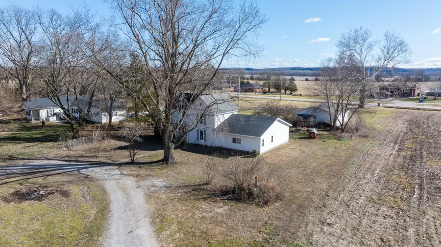 5646 Olive St, Tebbetts, MO 65080 - Image #2