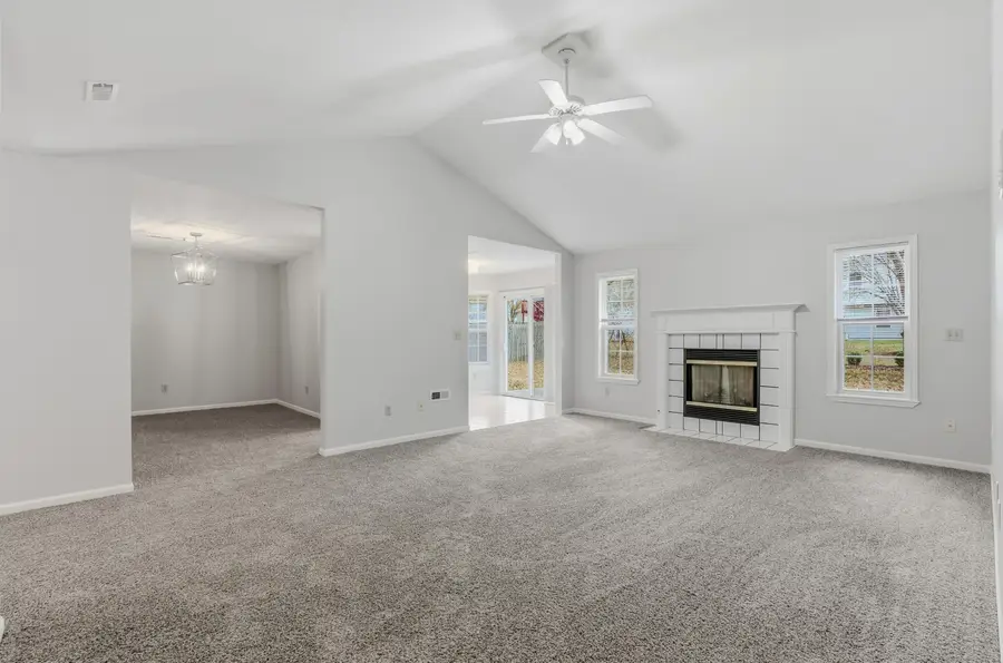 3608 Woods Edge Rd, Columbia, MO 65203 - Image #2