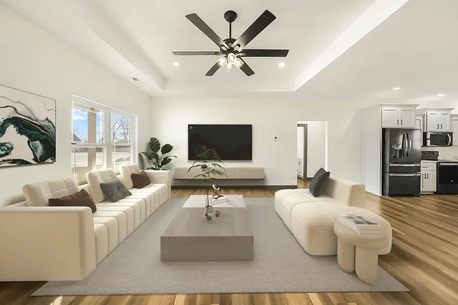 962 Cochise Dr, Holts Summit, MO 65043 - Image #3